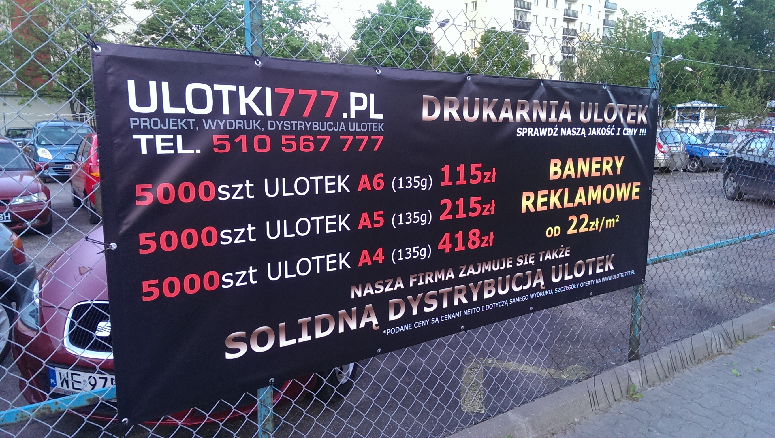 baner reklamowy na płocie w Warszawie
